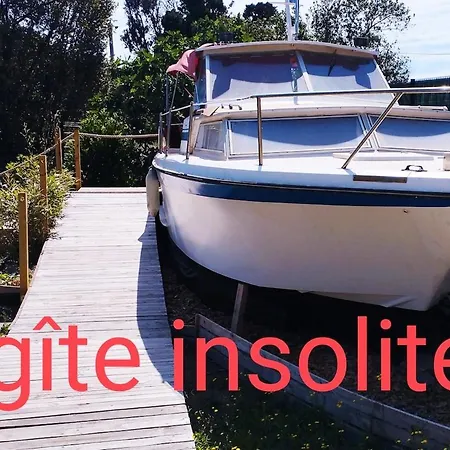 Bateau Sur Terre